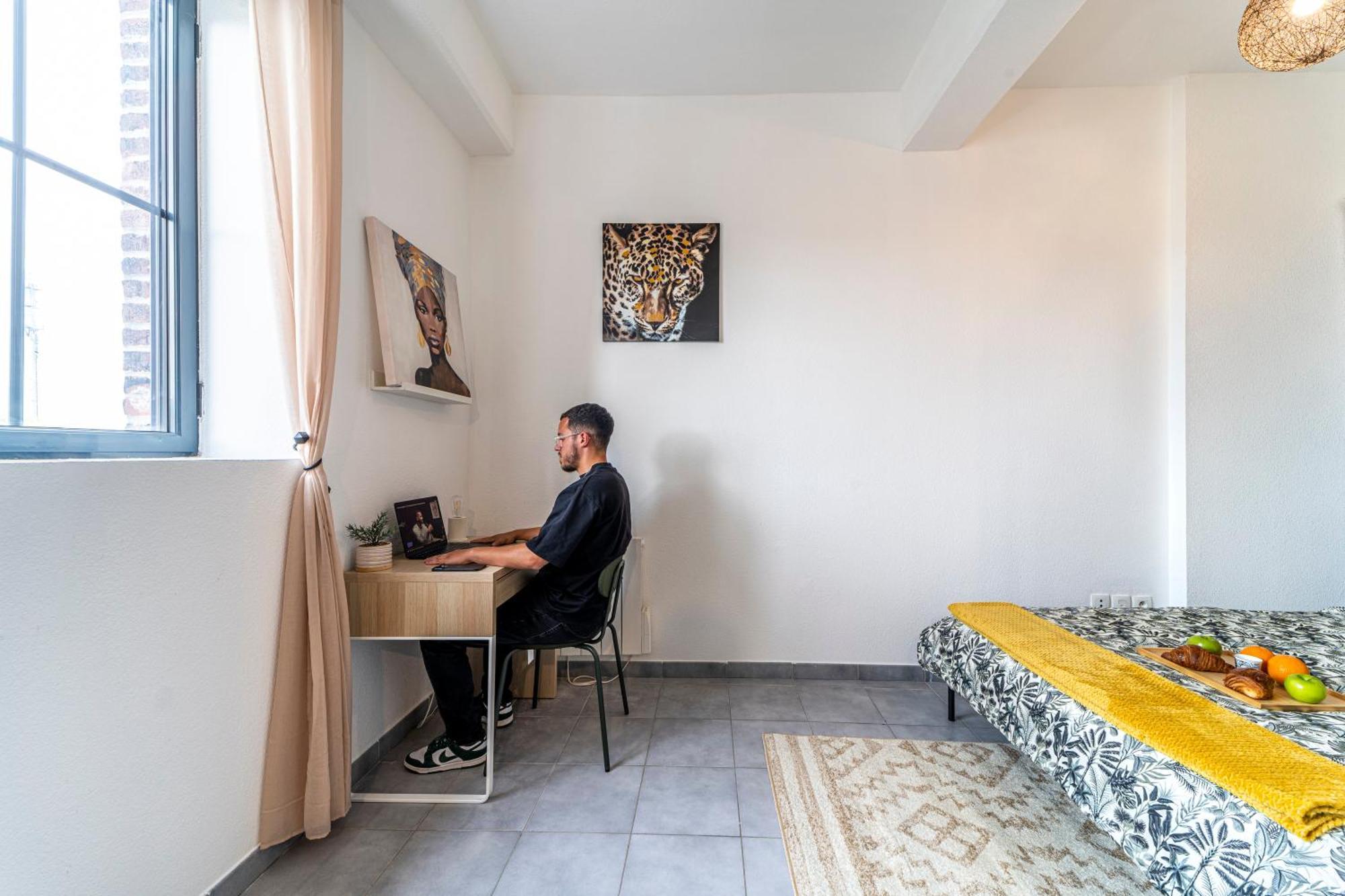 Stay Cosy Lille I Tourcoing - Appartement - Hypercentre - Parking Securise - Wifi - Netflix - Cuisine Екстер'єр фото